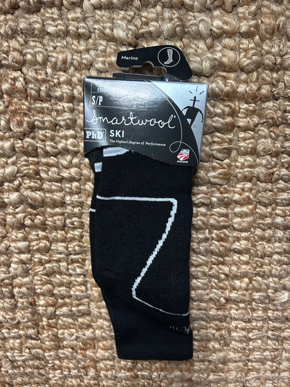 Smartwool PhD medium cushion women’s small snow ski/board socks